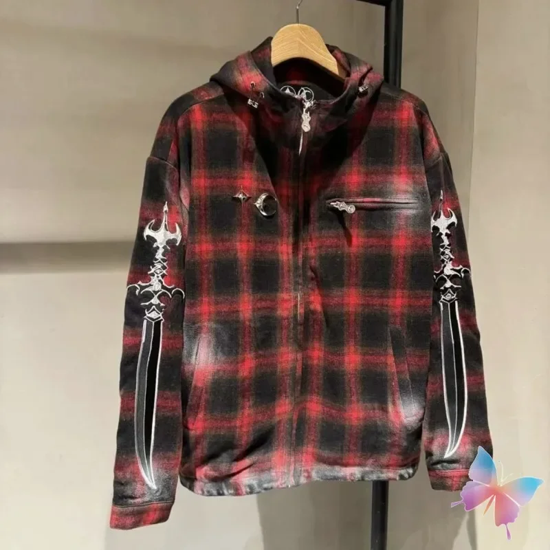 

24ss Winter Red Checkered Thug Club Jacket Star Moon Metal Logo Holy Sword Print Zippered Hoodie Original Label Men Women Hoody