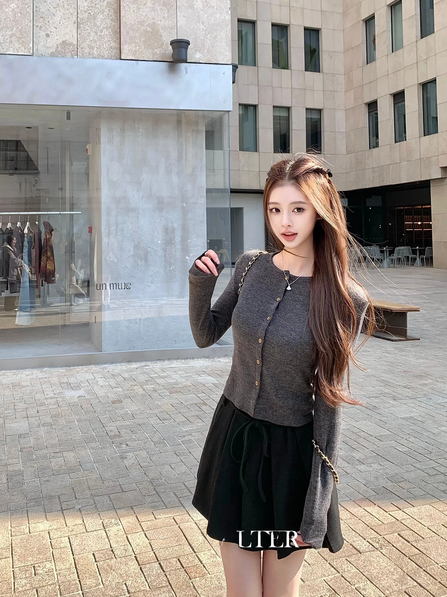 

Весенний повседневный вязаный комплект: приталенный корейский вязаный свитер и юбка, женский кардиган с длинным рукавом стандартной длины