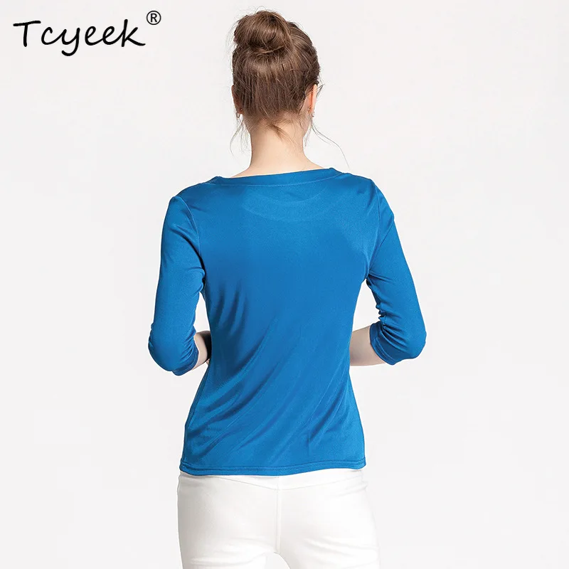 

Tcyeek Mulberry Silk Knitted Solid T-shirts Designed Slash Neck Loose Women's Casual Basics Tees Fall Winter New Tops T39355QM