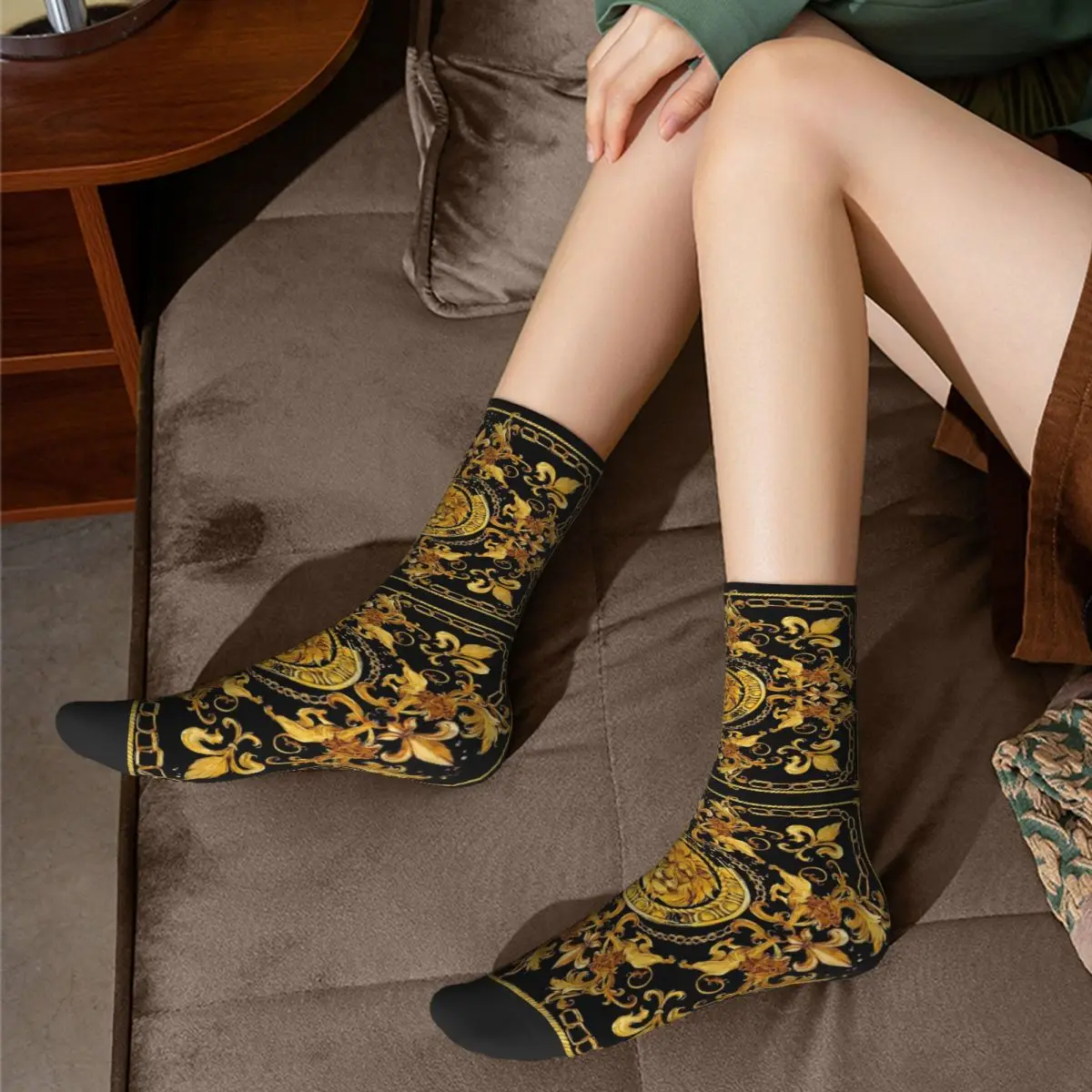 Golden Lion Luxury Design European Baroque Socks Men Women Funny Happy Socks Spring Summer Autumn Winter Middle Tube Stockings