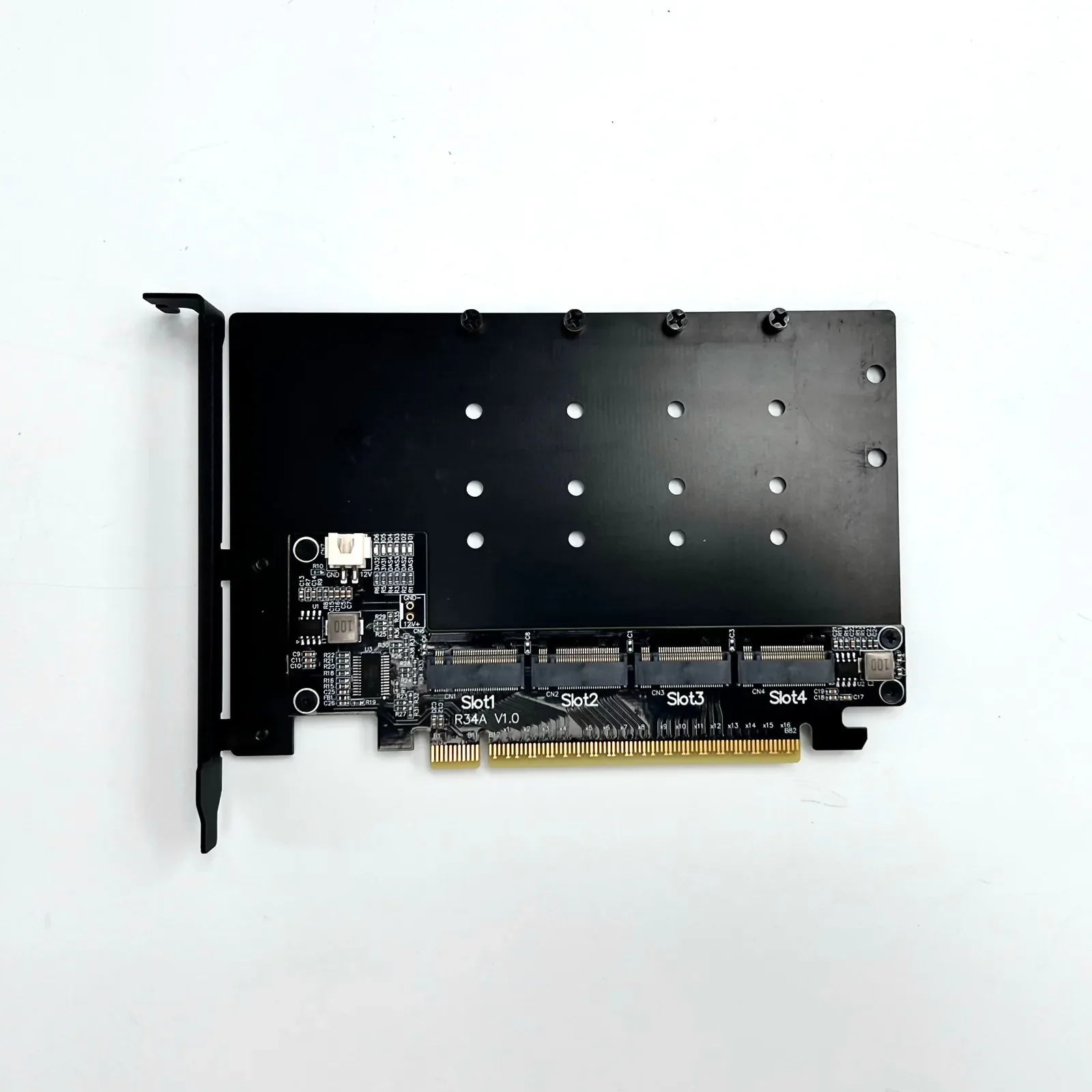 بطاقة توسيع محول القرص الصلب PCIe 5.0 X16 إلى 4 منافذ M.2 NVMe، 4 * 128 جيجابت في الثانية بطاقة محول مقسمة واحدة إلى أربعة أربعة