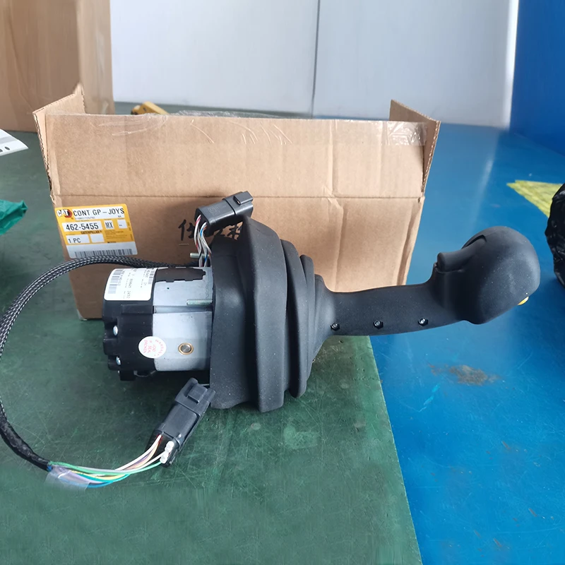 

462-5455 319-9559 CAT Wheel Loader Joystick for 950H 962H 966H 972H Original Parts
