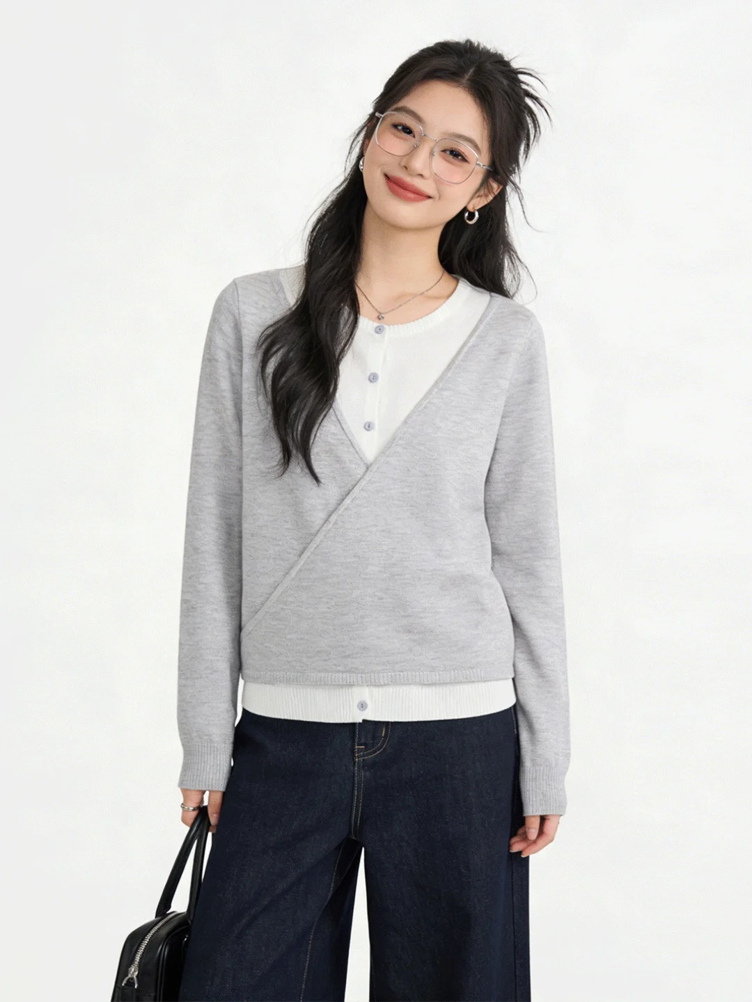 

Soft Skin-Friendly Korean Sle adient Color Blo Knitted Top Fake Two-Piece Belt Slimming Early Spring 2026 Ladies Faion