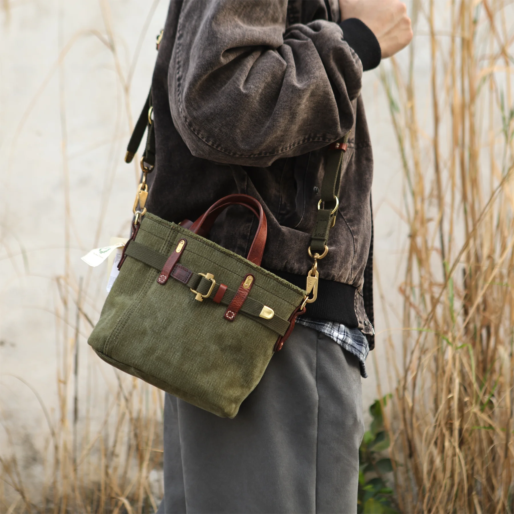 

Handmade Leather Buet-aped Crossbody Bag for Men And Women Canvas Handbag Single oulder Bag Retro Sle TSD Classic