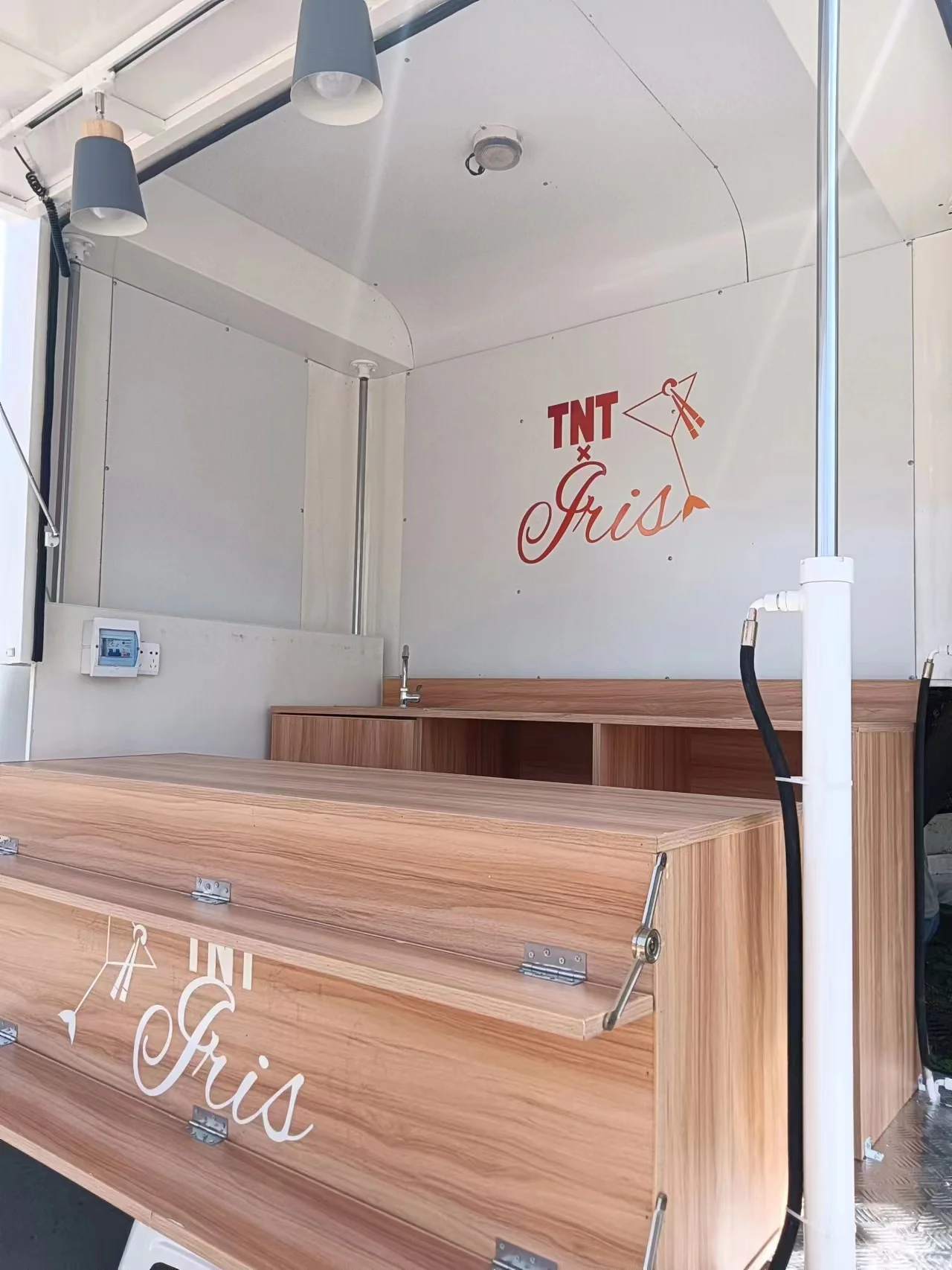 3つの車輪,食品,家庭,ヘリコプター,ビール,コーヒー,キオスク,ビール,バー,食品用の油圧リフトを備えた電気三輪車