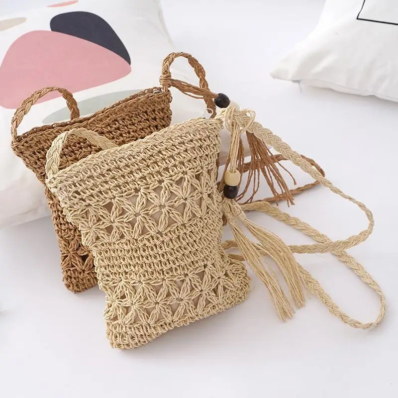 

Handheld Leisure Woven Bag with Hollowed Out One Shoulder and Crossbody Bag, Woven Grass Beach Tourism Leisure Bag