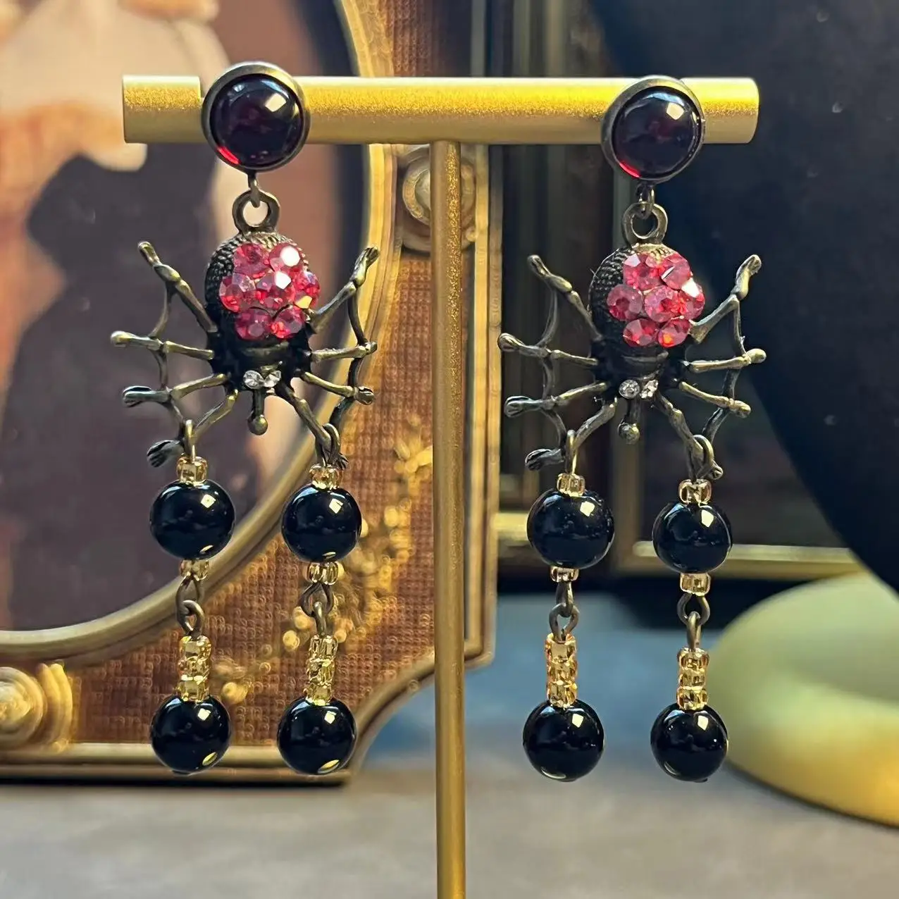 Personalized punk European and American style old spider niche glazed gemstone fringed pure handmade medieval vintage earrings