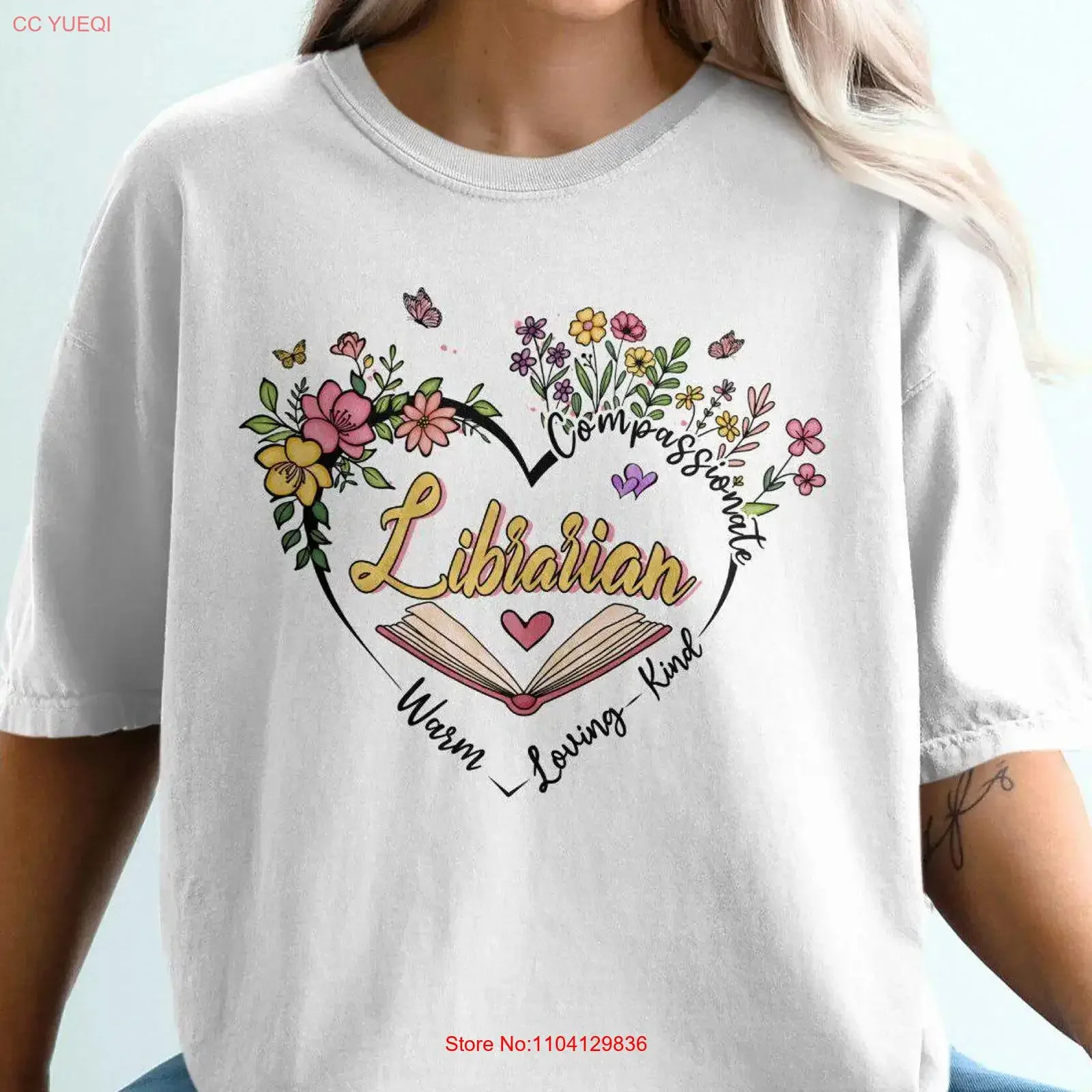 Librarian T Shirt Library Lover Bookworm Heart Floral Design Cute Bibliophile Apparel vintage Washed streetwear fashion