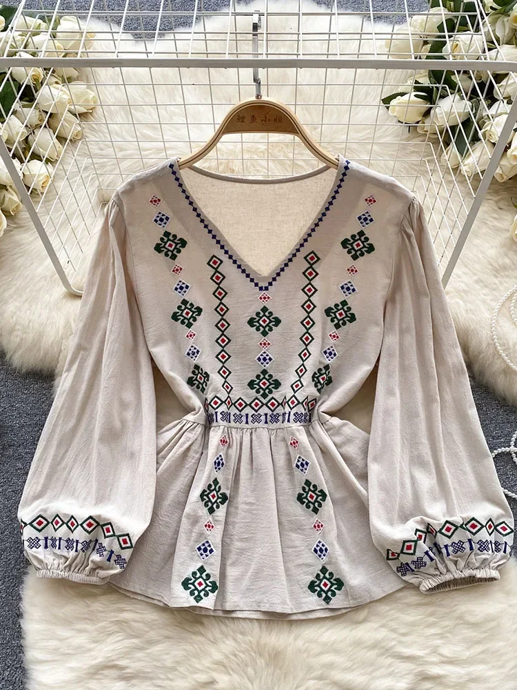 Women Spring Autumn Blouse Vintage Ethnic Style Heavy Industry Embroidery Long Sleeve Top New Waist Ruffled Short Blouse D4924