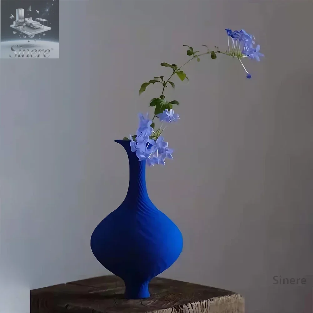 

Modern simple Klein blue flower ware, hotel B & B sales department model room vase ornament soft decoration