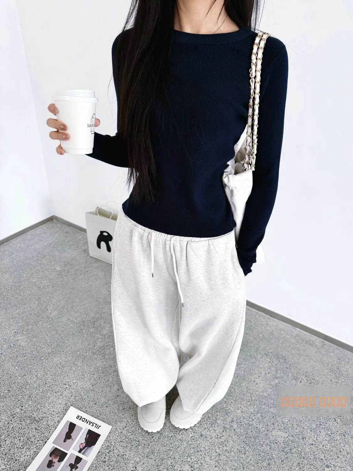 

Мягкий уютный женский трикотажный джемпер с круглым вырезом, весенняя модная верхняя одежда, базовая модель для ношения под одеждой, для дома, в стиле «Маленький аромат»