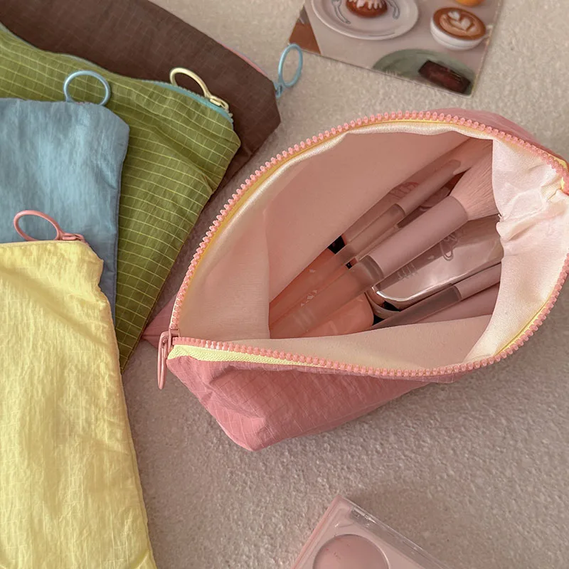 Cross-border Nylon Plaid Contrasting Color Storage Bag Macaron Toiletries Zipper Bag Portable Simple Storage Bag