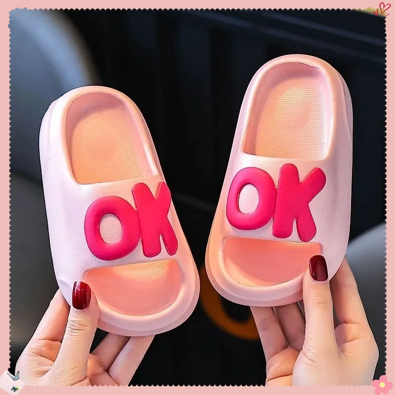 

2025 Лидер продаж, детские летние тапочки в стиле принцессы для девочек, модные нескользящие детские мягкие подошвы, устойчивые к загрязнениям