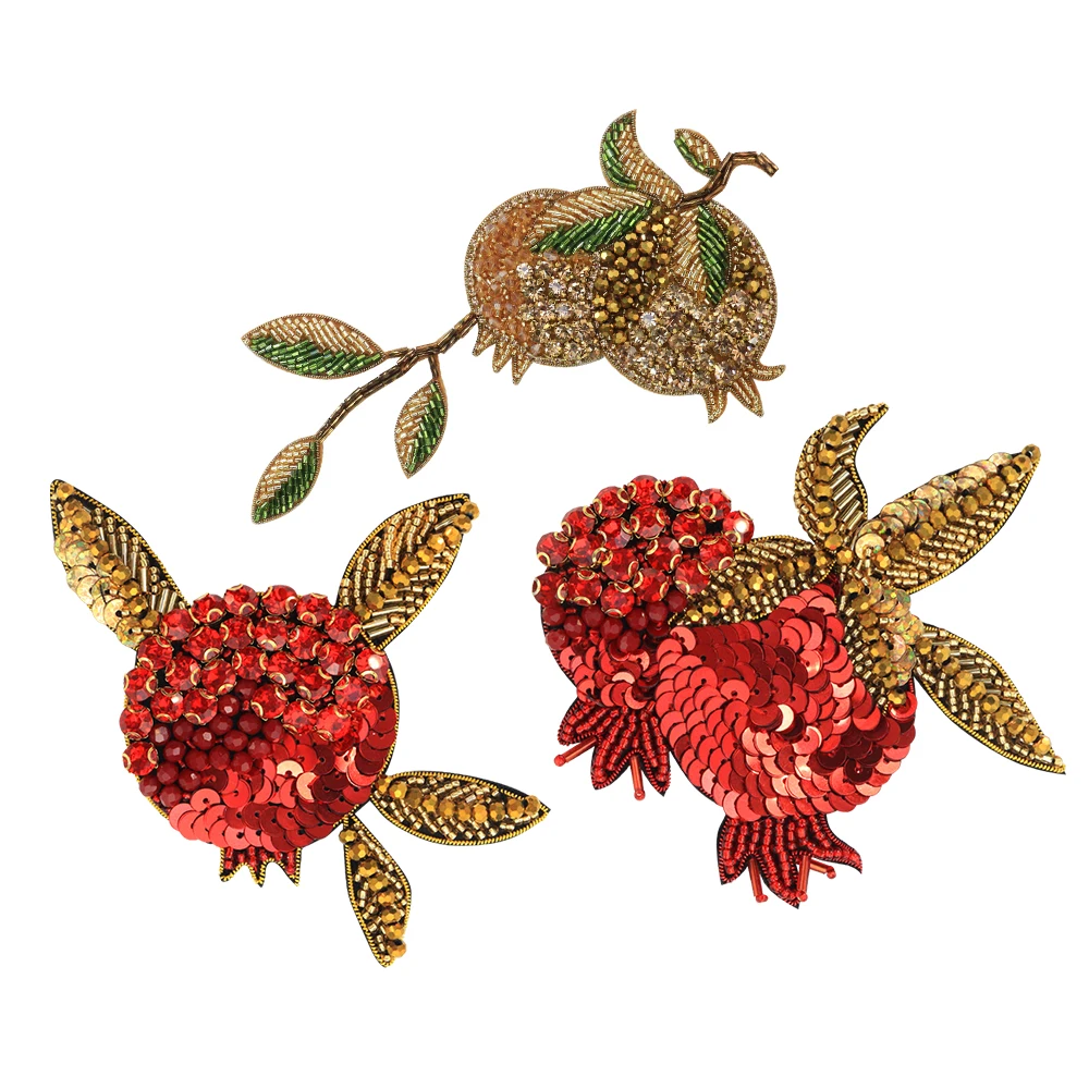 Rhinestones Crystal Beaded Pomegranate Patch Exquisite Lychee Srawberry Fruit Badge Sew on Applique for Clothes DIY Bag Deco