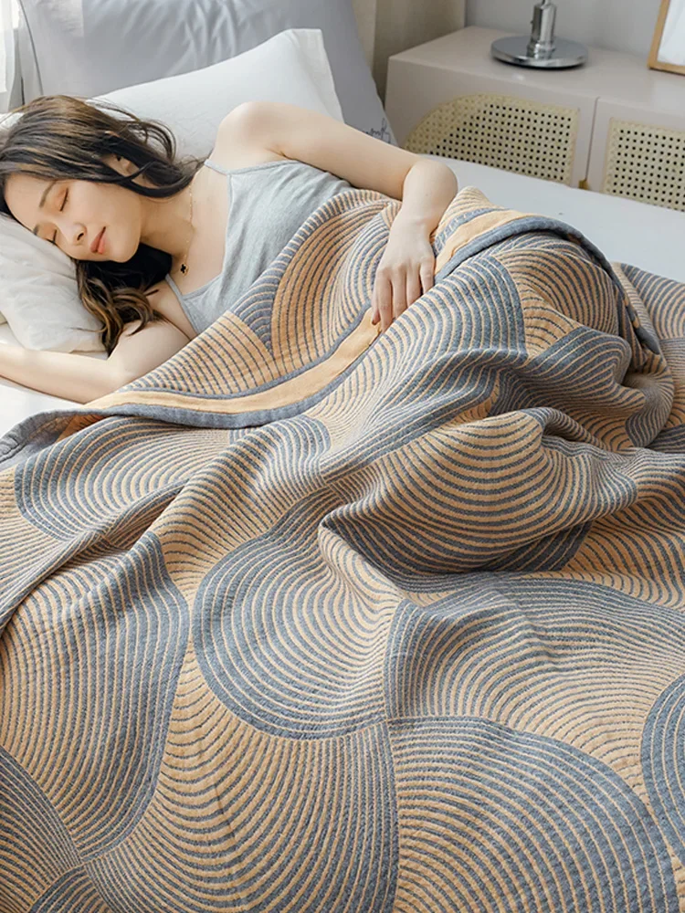 Double Bed Quilt Summer Cotton Muslin Throw Blankets For the Beds Sofa Cover Blanket Decorative Bedspreads On The Bed 200*230cm