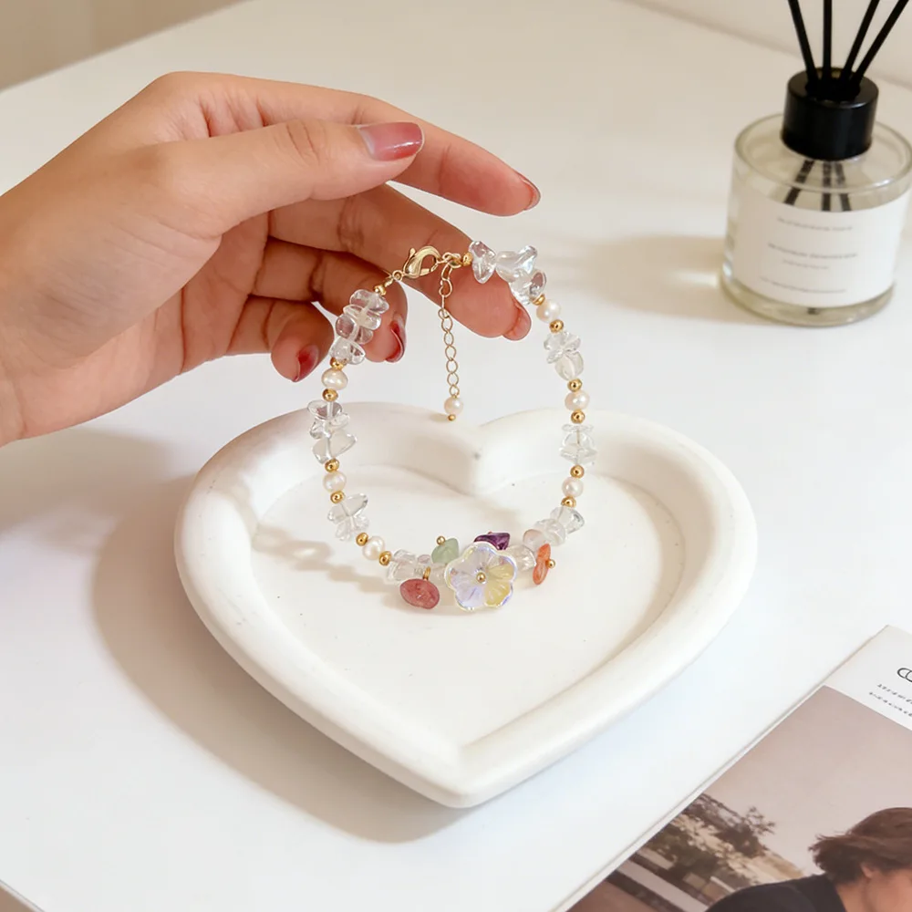 

Ruifan Dainty Irregular Clear Quartz Bracelet with Pearl & Flower Charm Aesthetic Crystal Jewelry for Women Fashion Accessory