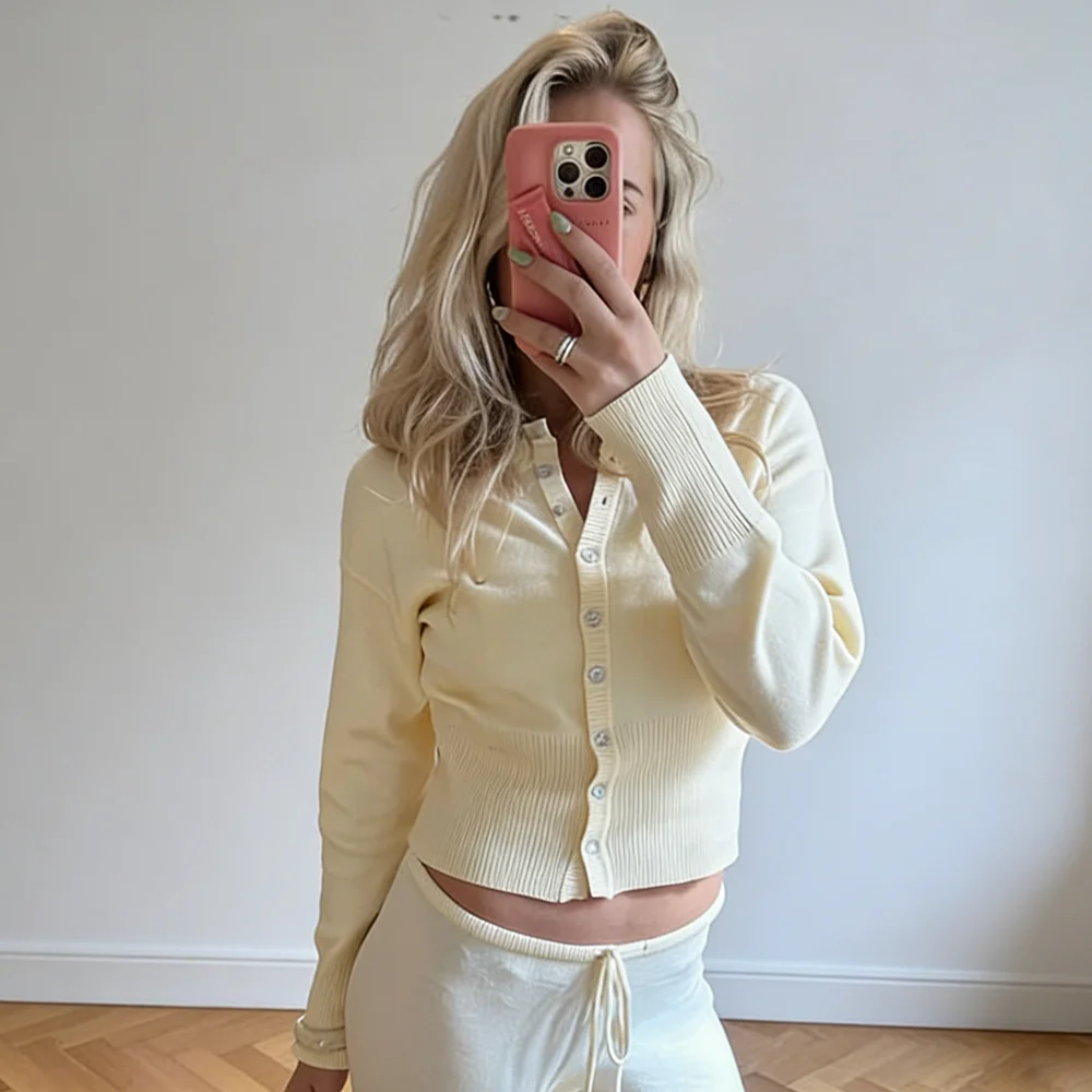 Thumbnail 2 - #78 Best Knitwear to Buy In 2026