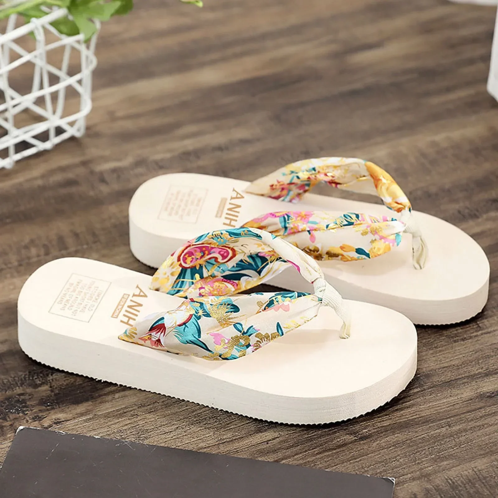 2022 Summer Floral Printing Slippers Women Bohemian Satin Strap Platform Wedge Flip Flops Outdoor Thick Bottom Beach Shoes