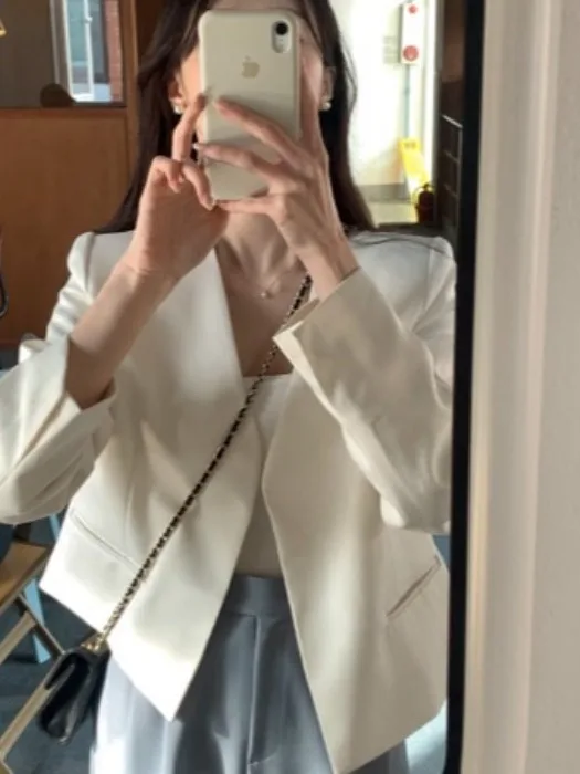 

Fall Minimalist Pure Color Long Sleeve Short Suit Jacket Loose Casual Versatile Women's Fashion Outerwear Campus Street Style