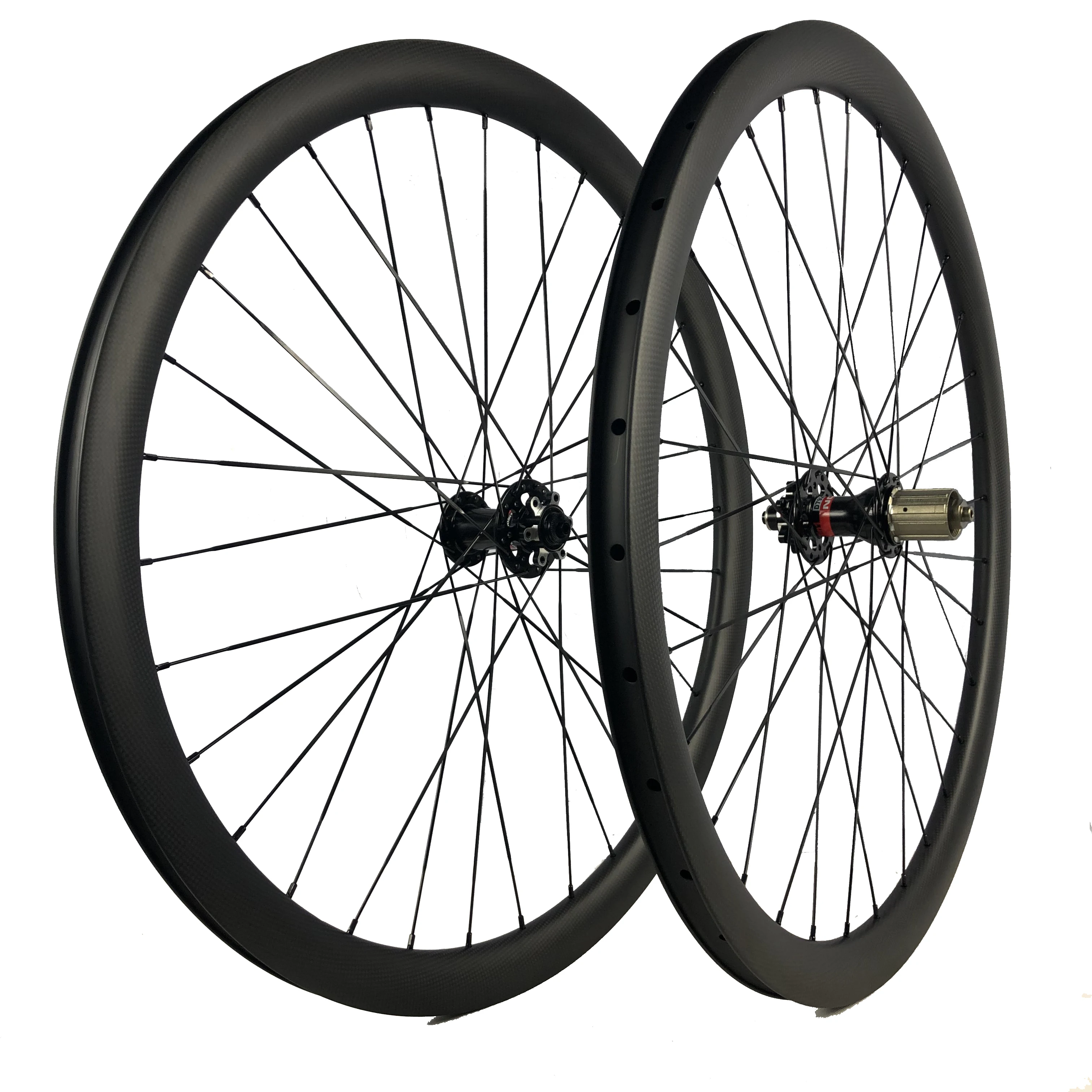 

OEM 29er Carbon Wheel All Road Wheelset 650B Disc Brake 28mm Wide 30mm Clincher Tubeless Novatec D791 D411 Powerway M42 Six Bolt