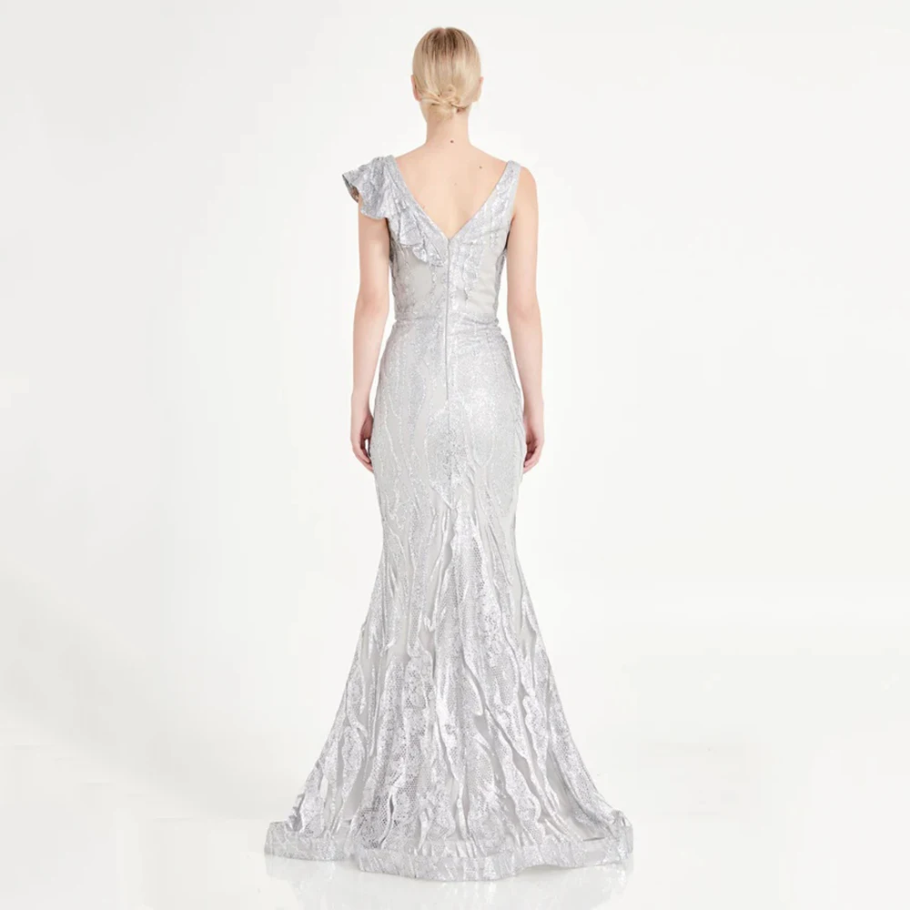 Abito da sera classico ed elegante da sogno in tulle per abito da ballo senza maniche con scollo a V lungo fino al pavimento Abiti da festa a sirena personalizzati