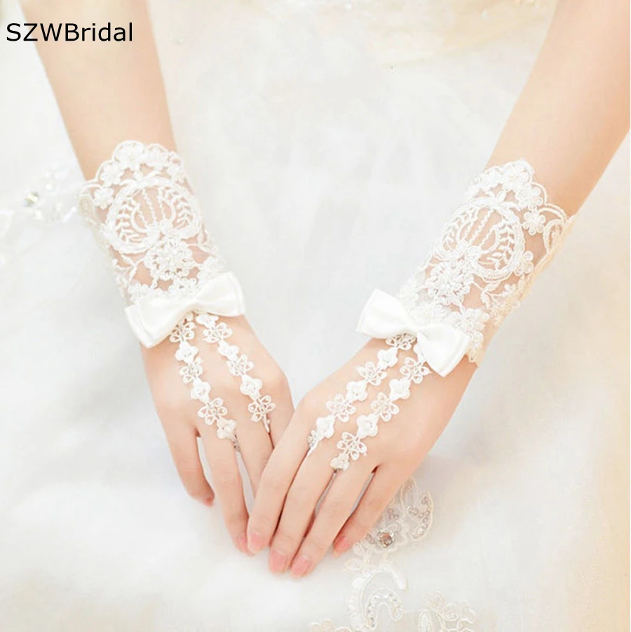 

New Arrival Cheap Bride gloves women Lace Guantes Wedding accessories Matrimonio Novia guantes largos