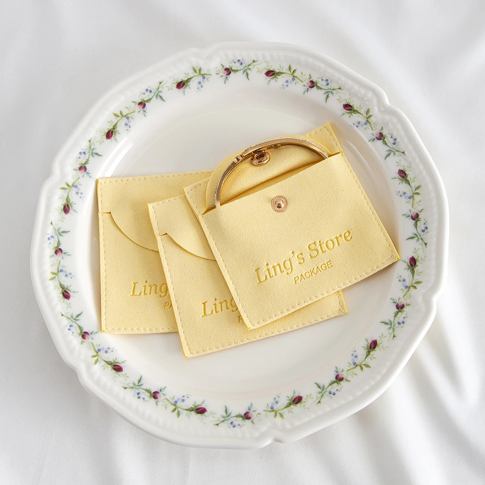 

50Pcs Custom Logo Microfiber Velvet Gift Bag Jewelry Present Pouch Earrings Rings Necklace Wedding Favors For Guest Candy Pocket