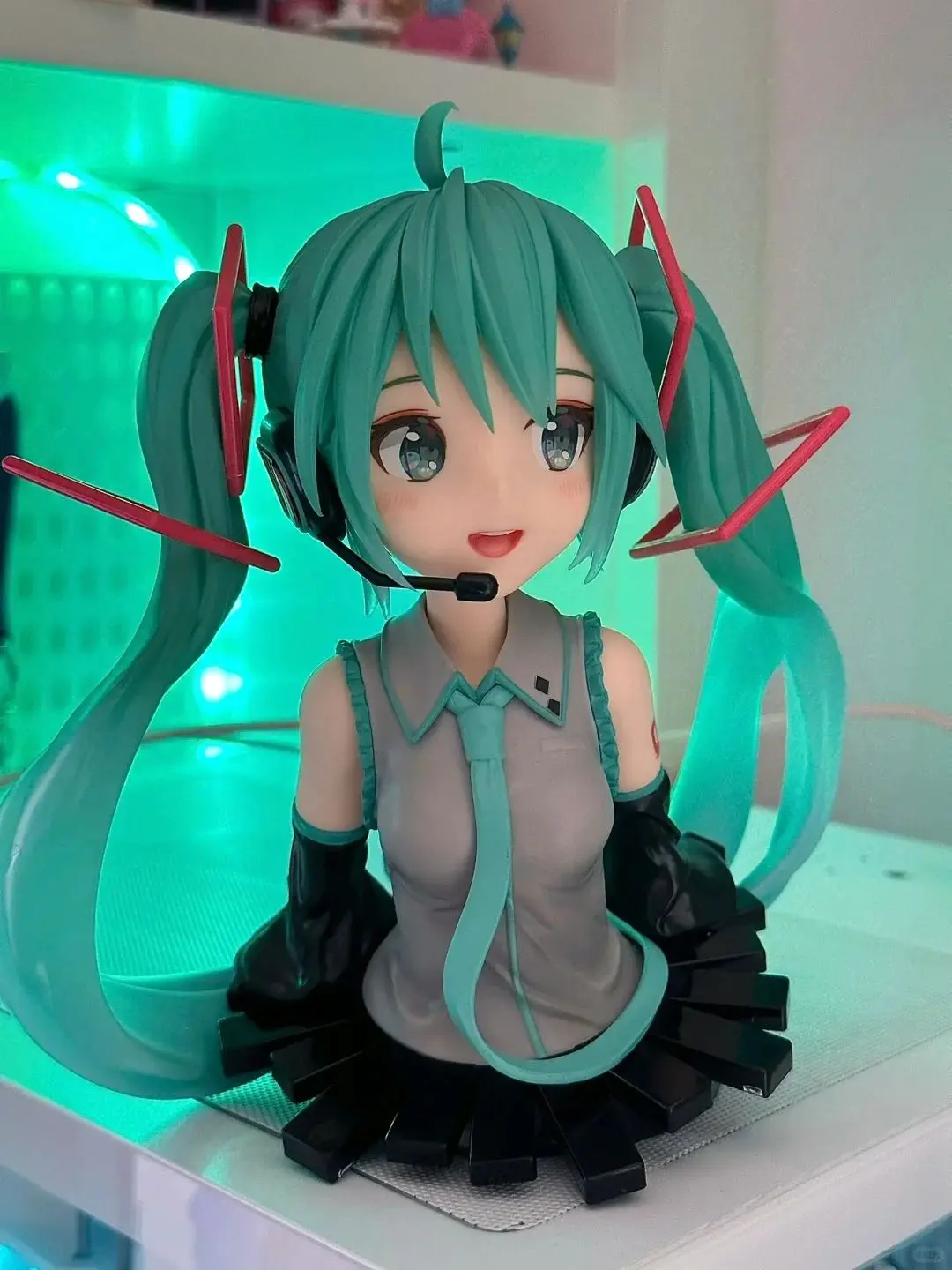 Anime Virtual Idol Hatsune Miku & Kasane Teto Chokonose Cute Bust Figure PVC Collectible Desktop Decoration for Birthday Gifts
