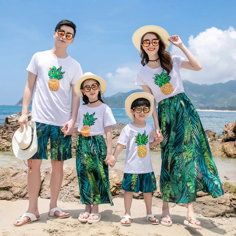 

Sequined Pineapple Family Matching Outfits Summer 2022 Slim 2 Pieces Kids Mother Father Fashion Clothing Suits Top Quality