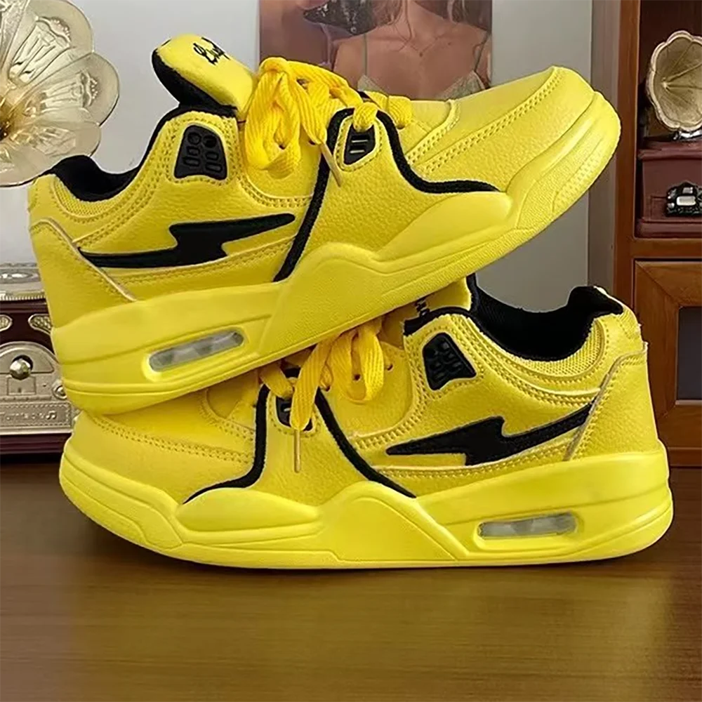 moda-pequena-relampago-sapatos-antigos-feminino-outono-novas-solas-grossas-aumentar-estudantes-viajando-moda-quatro-estacoes