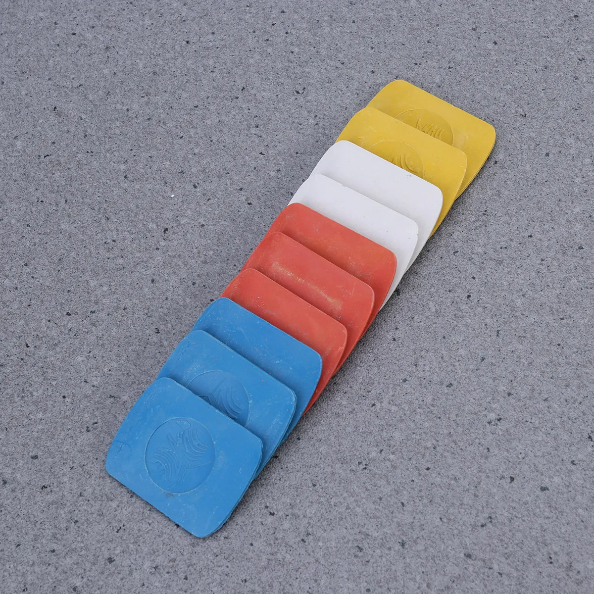 10Pcs Professional Sewing Chalk Set Wax Tailor's Chalk for Fabric Crisp Visible Temporary Lines Ergonomic Grip 4.3x3.3cm