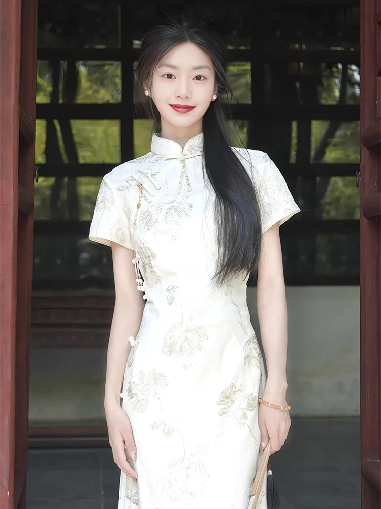 

Белое летнее ципао Ele для женщин: повседневное, для отпуска, в модернизированном китайском стиле, с цветочным узором, короткий рукав