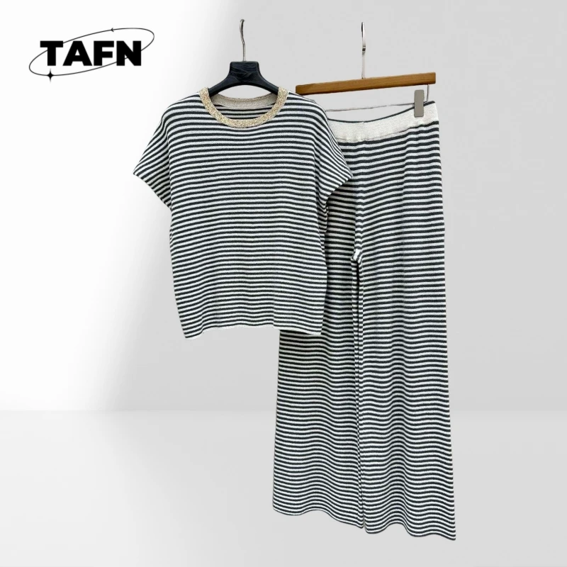 

25 Popular European and American Style Advanced Cashmere Warm Banquet Women's Suit round Neck Fashion Beautiful SimpleA25328