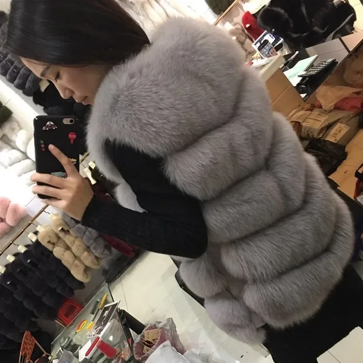 Wholesale Custom New Trend Fur Vest Mid Length Women's Slim Fit Splicing Faux Fox Fur Coat Women Faux Fox Fur Vest