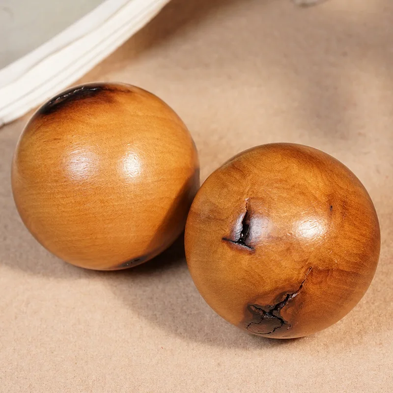 Lightning-striken jujube wood carved hand-held ornaments, for handling and polishing, wooden art crafts, Pixiu sma
