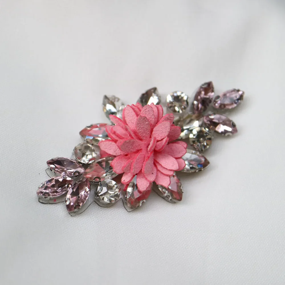 1pc crystal flower beaded appliques patches for clothing DIY  iron on rhinestone  Embroidery parches bordados para ropa