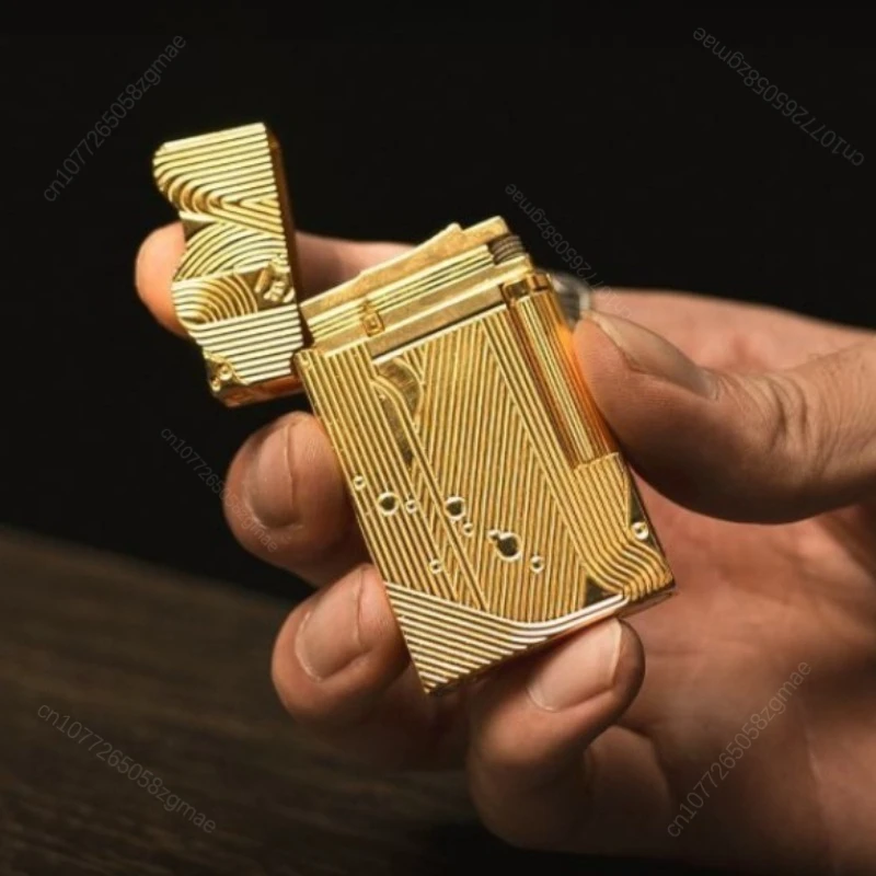 2026 Gold Sleep Mermaid Pattern Vintage Gas Lighter Cigarette Smoking  Lighters Classic Sound Metal Lighters for Men
