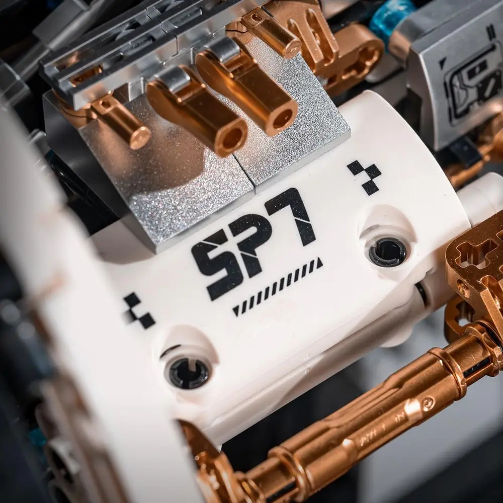 Kit di costruzione della stazione spaziale interstellare con luci e motore, giocattolo ideale per l'esplorazione dello spazio per età 8-12, regalo creativo per spazio