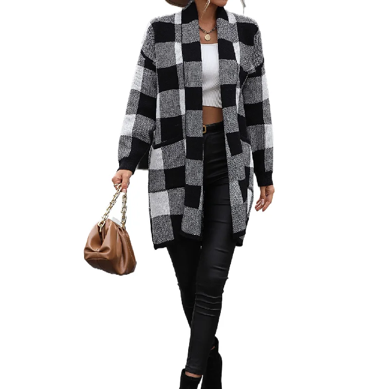 2023 Autumn And Winter Women's Temperament Elegant Knitted Sweater Thick Coat Round Neck Plaid Loose Fashion Casual Cardigan
