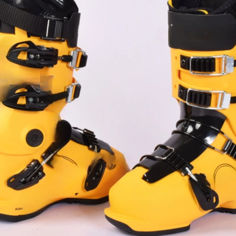 Athletic Snowboard, Ski Shoes, Parallel Size Swivel Hard Shoes
