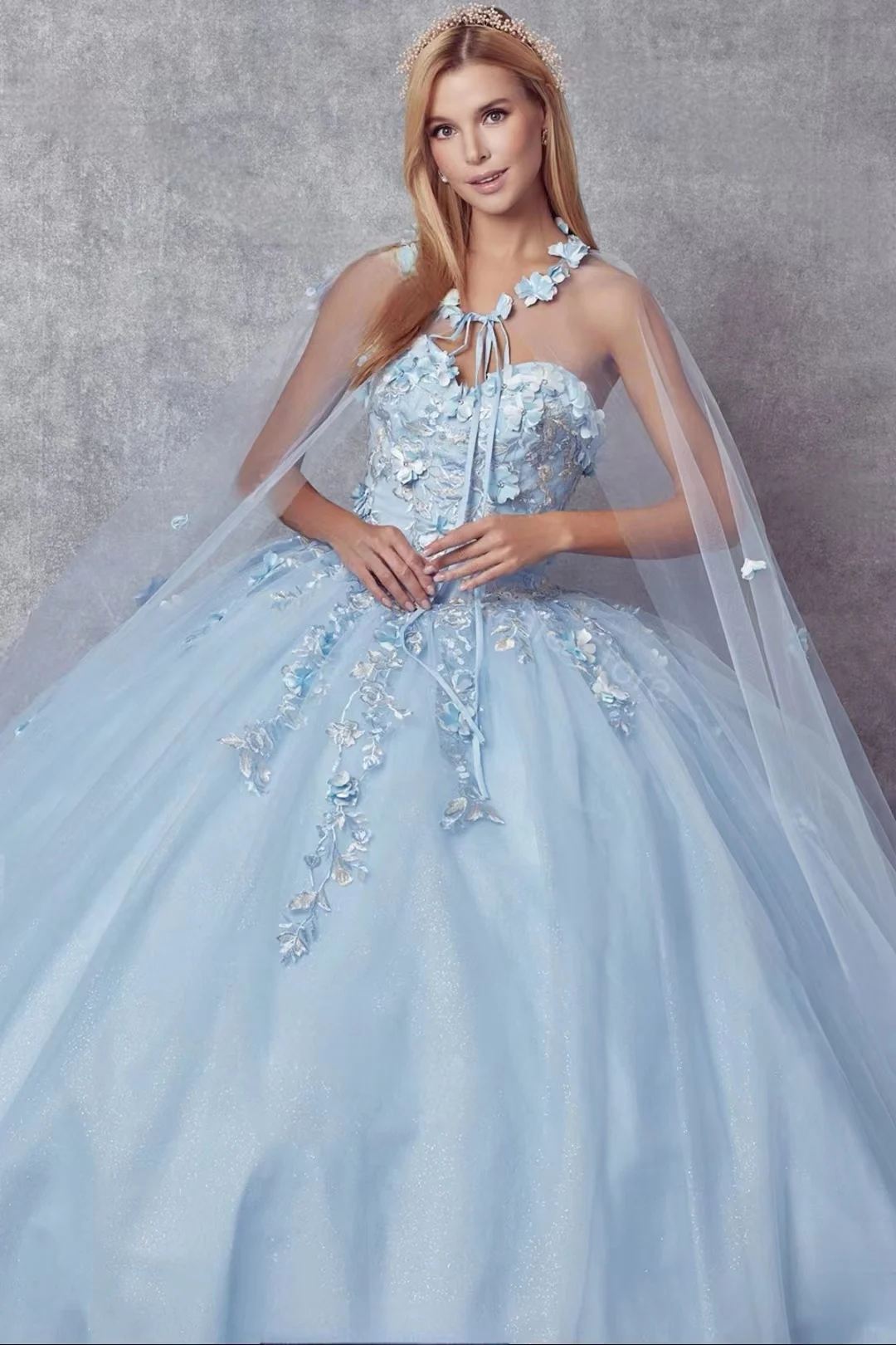 Haute Couture Sweetheart Ball Gown Butterfly Applique Handmade With Tulle Cape Halter Straps Floor-Length Birthday Party Dress