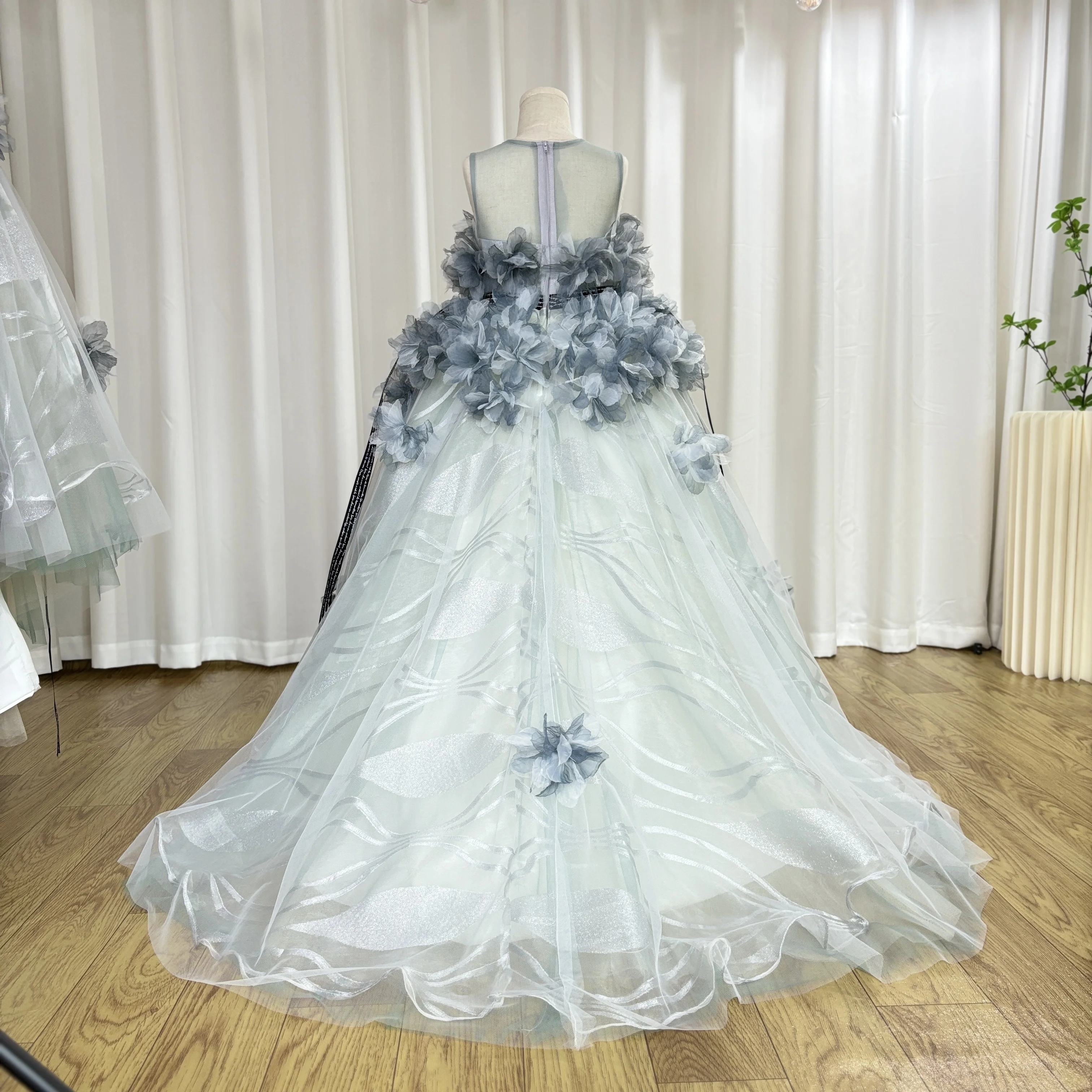 Dreamy Vow Abito da ragazza grigio di lusso per bambini Nastri di fiori fatti a mano Abito da principessa a-line per la festa di compleanno di nozze Giorno d'onore J018