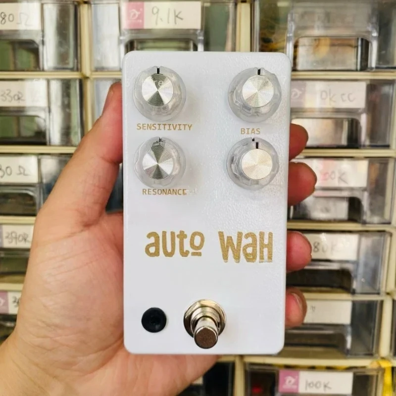 

Automatic Wow Monolithic Effect For Snow White Auto Wah