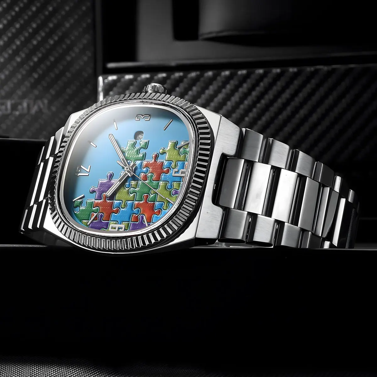 Trendy Cute Anime Style Men's Quartz Watch with Stainless Steel Bracelet Casual Wristwatch with Date Window Fashion Puzzle Dial