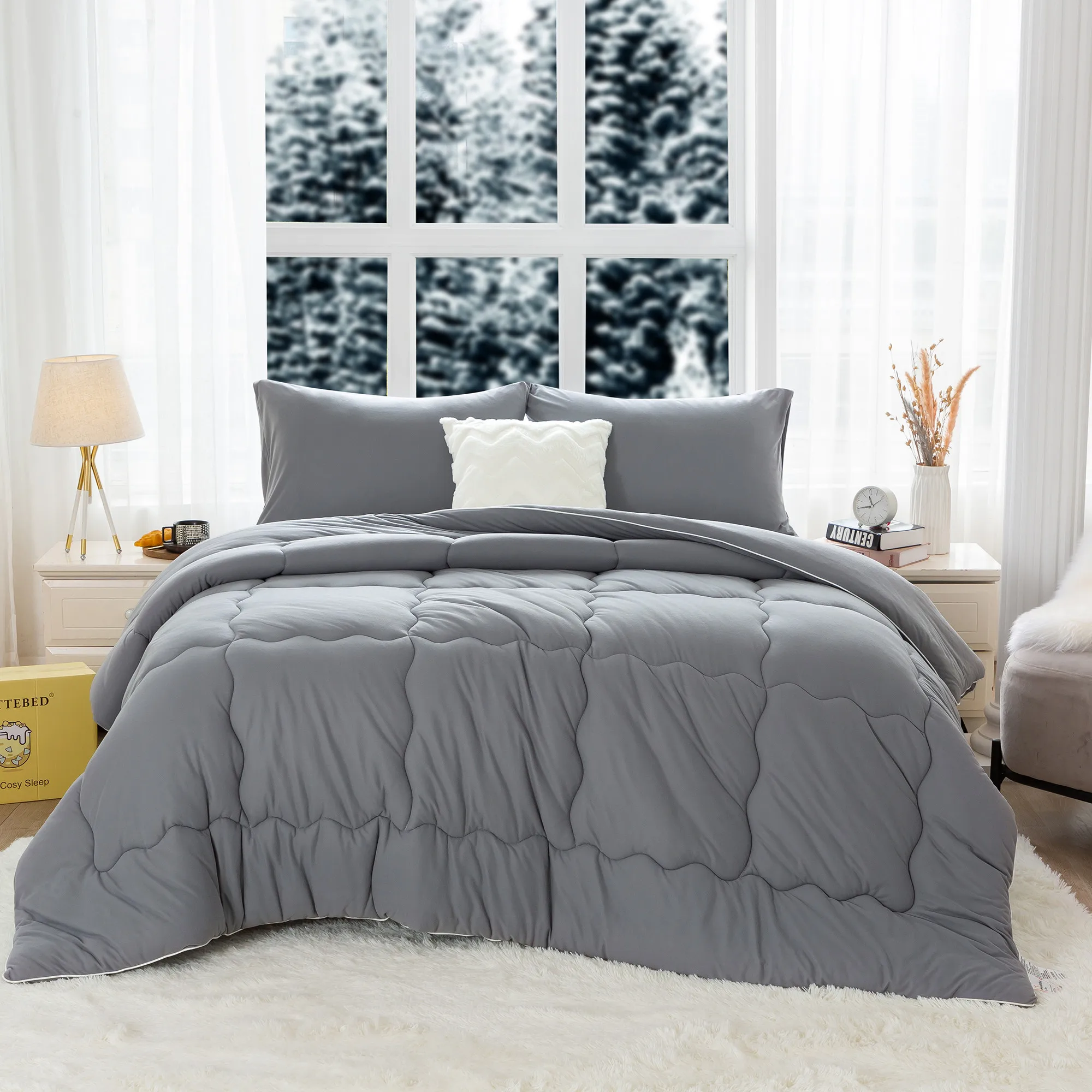 

Nice Reversible Ultra-Soft Warm King Size Comforter Set, Cozy Fully Breathable Bedding 1 Down Alternative Quilt and 2 Pillowsham