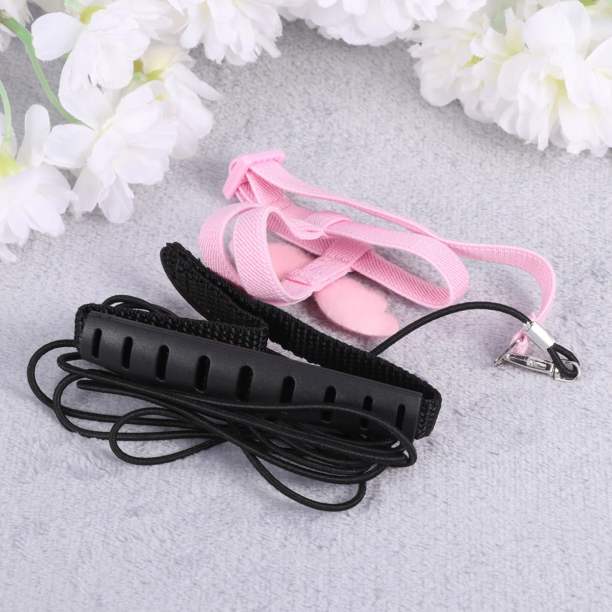 

Pet Pulling Rope for Birds Ergonomic Wing Harness Design High Quality Elastic Material Safe Flying Control Accessory Pink