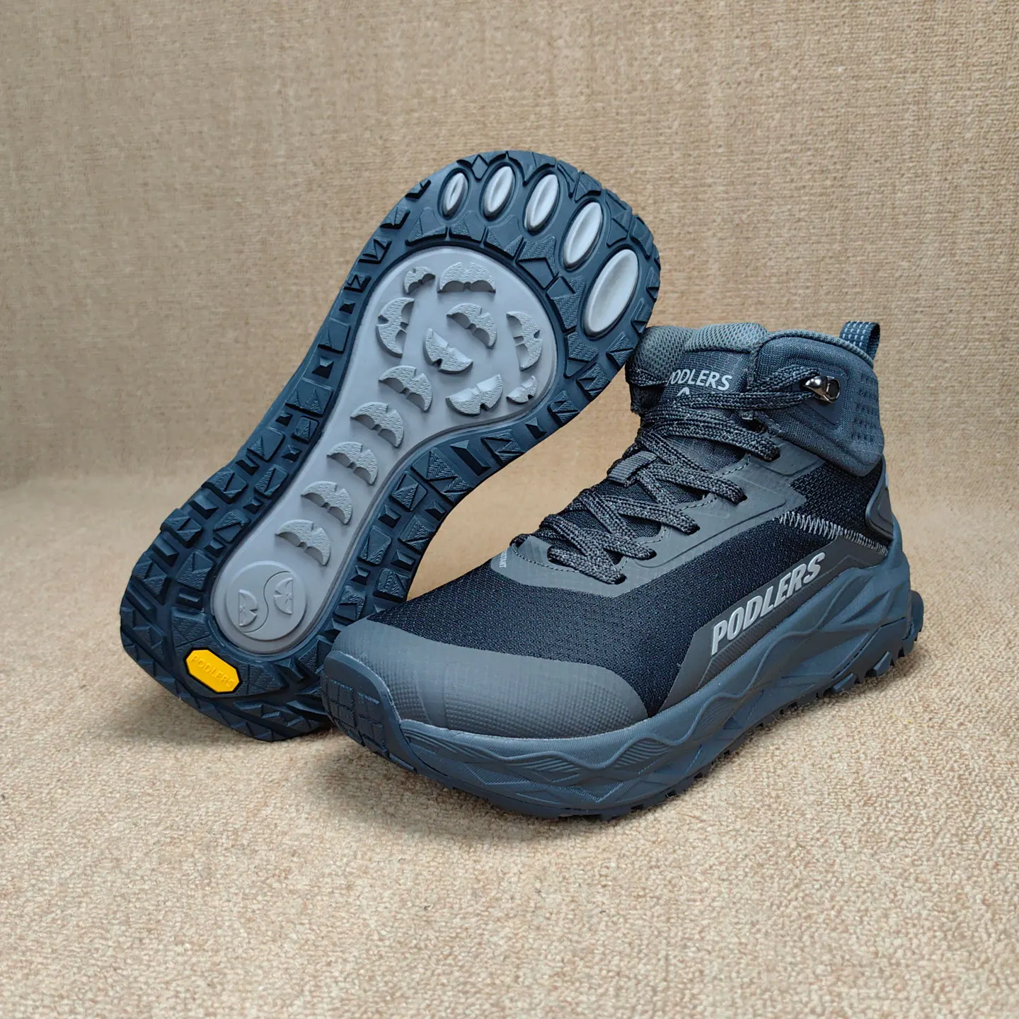 Men's Hiking and Outdoor Footwear Trail Running Shoes Comfortable and Versatile Unisex Hiking and Sports Footwear