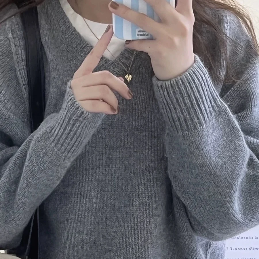 

Simplest Form V-Ne Pure Color Wool Knitted Long Sve Sweater Autumn 2025 Faionable Versatile Thermal Ladies Knitwear