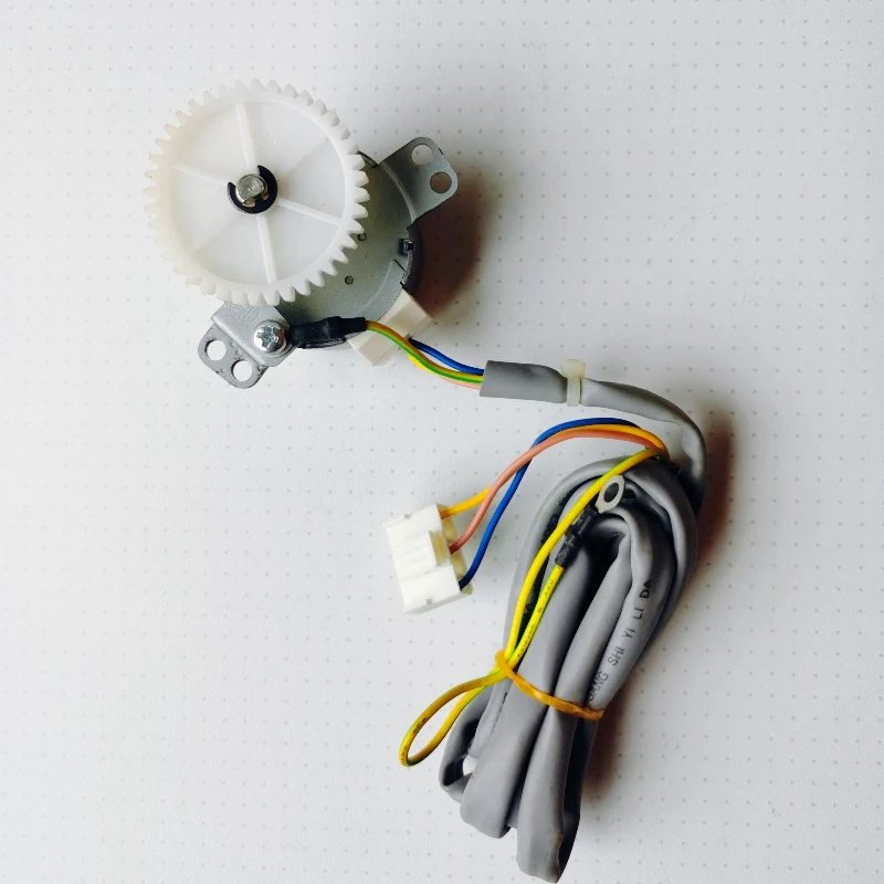 لخزانة مكيف الهواء Haier منفذ الهواء محرك باب الرفع 42SM24-136S 0010402018A