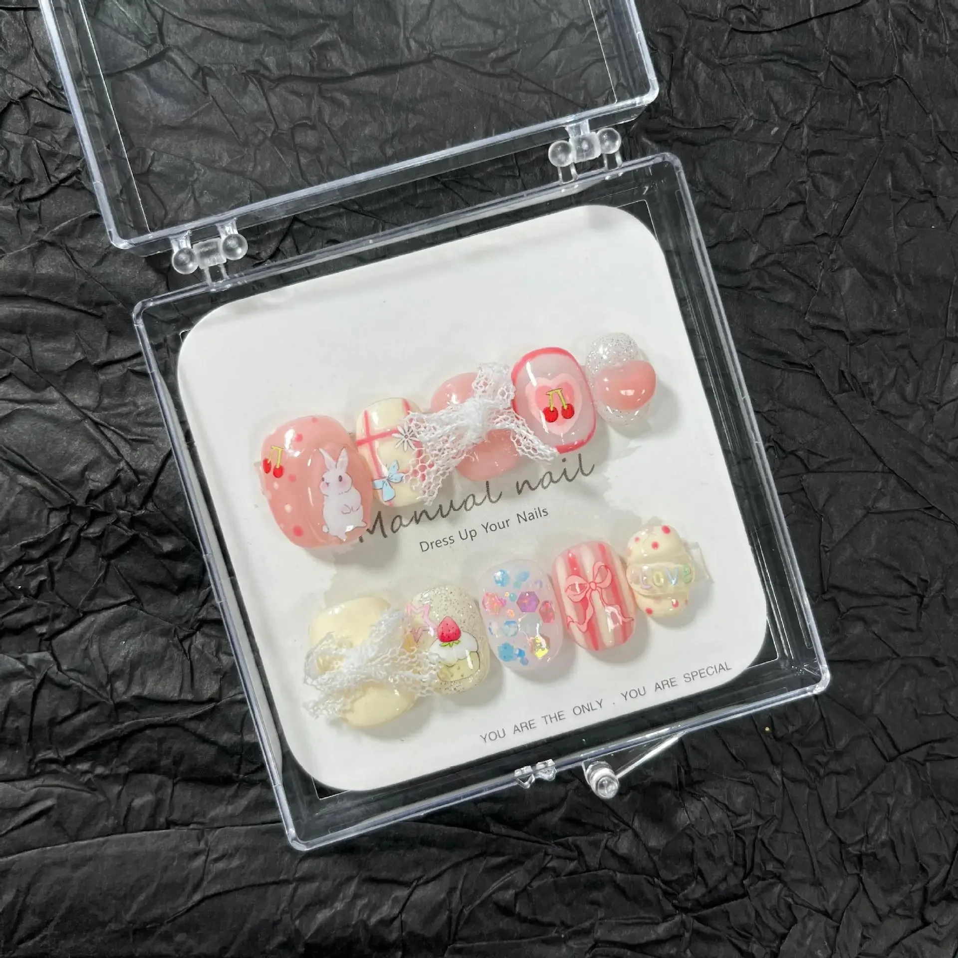 Karikatür Sevimli Çivi Üzerinde Basın El Yapımı Tatlı Pembe Tavşan Payetler Kısa Yuvarlak Yanlış Tırnak Yamalar Çıkarılabilir